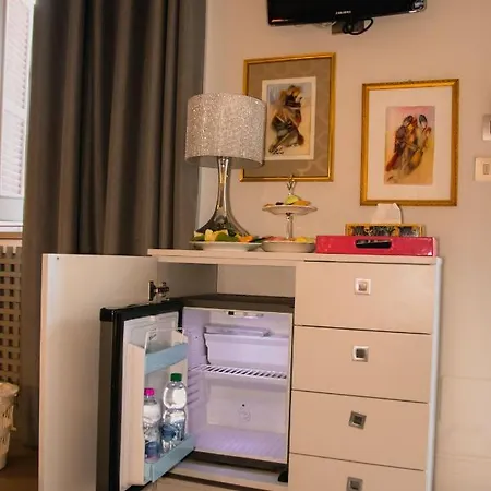 Turchi Nocleg ze śniadaniem 4*